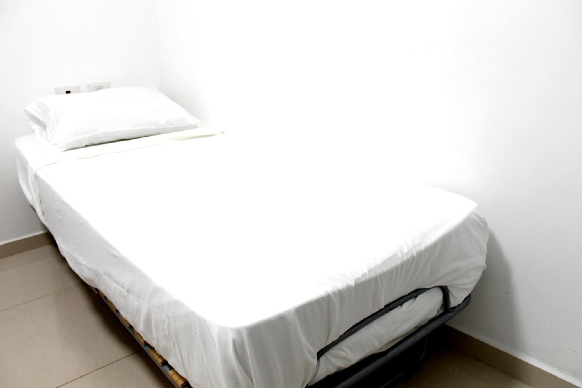 Beach Suite Israel- Best View, Gym, Massage Chair, Low Fee For Off-Site Indoor Pool Spa ביץ סוייט ישראל- נוף ים מאלף, כיסא מסאז, חדר כושר, אפשרות לבריכה מקורה, וספא בתשלום ממש מוזל 亚实基伦 外观 照片
